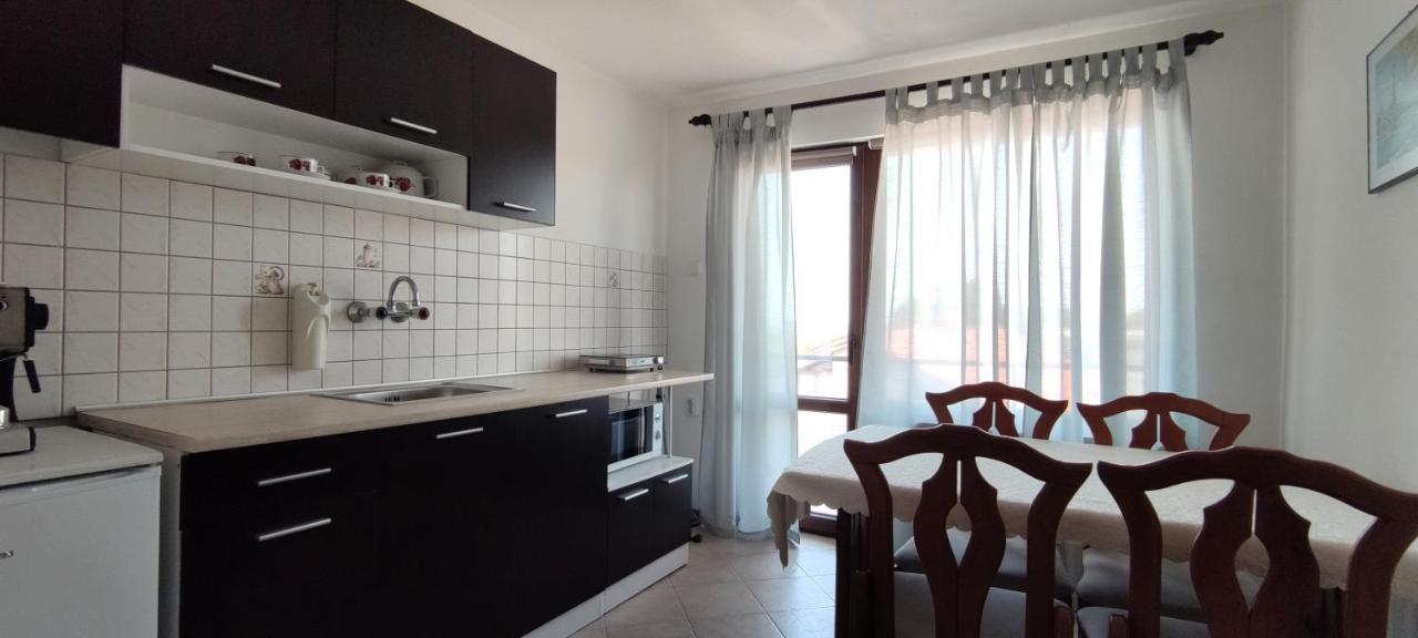 Yanevi Apartments Chernomorets Exterior photo